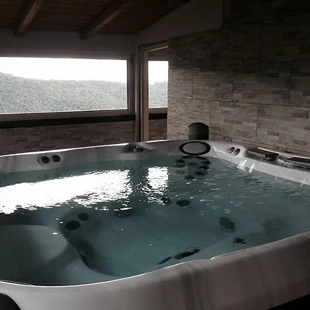 Sleeps 6 Pool Willa Gualdo Cattaneo